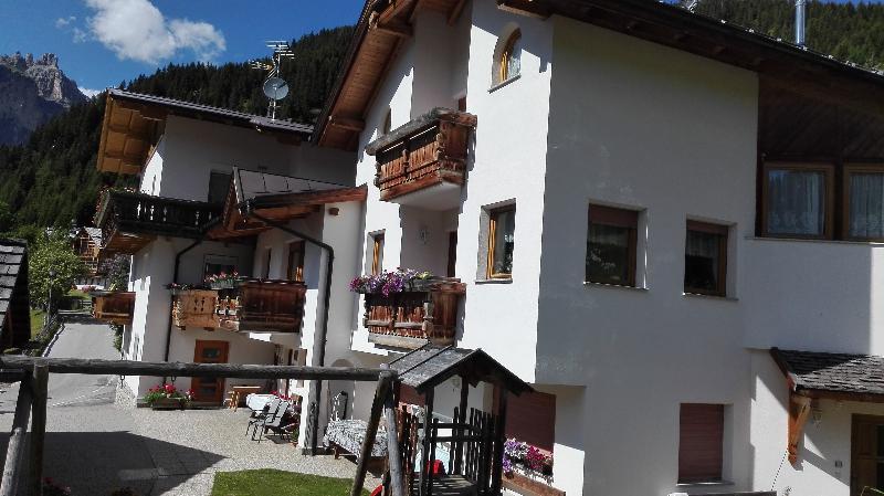 Pensione Valbona Corvara In Badia Eksteriør bilde